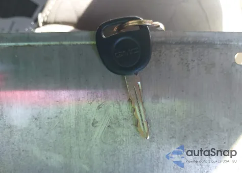 2004 GMC Yukon Denali z USA, uszkodzony, nr VIN 1GKEK63U34J133194